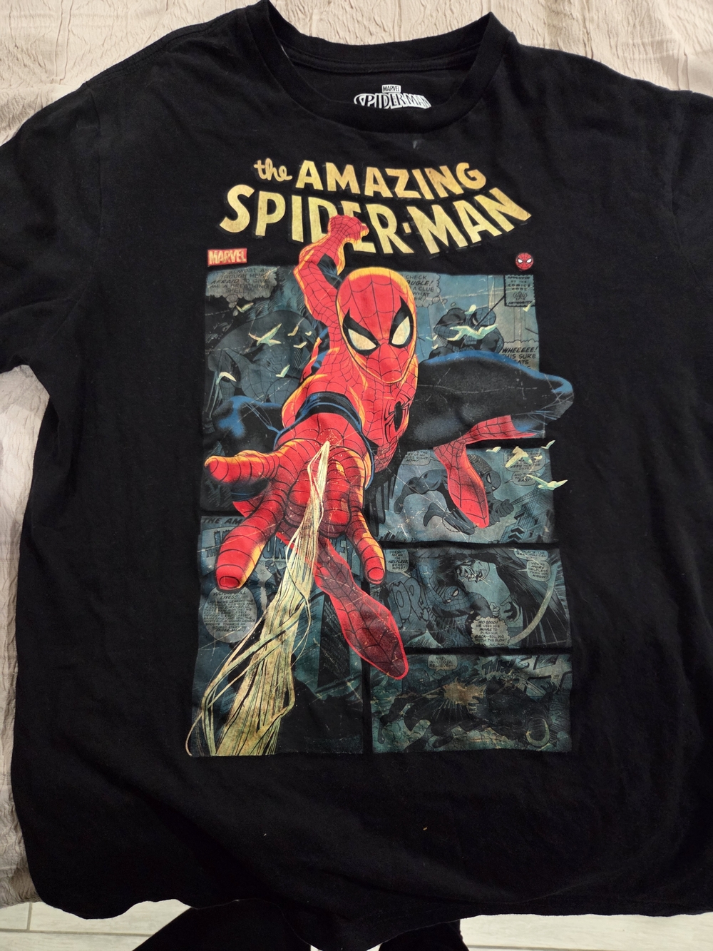 The Amazing Spider-Man Graphic Tee - Black & Red